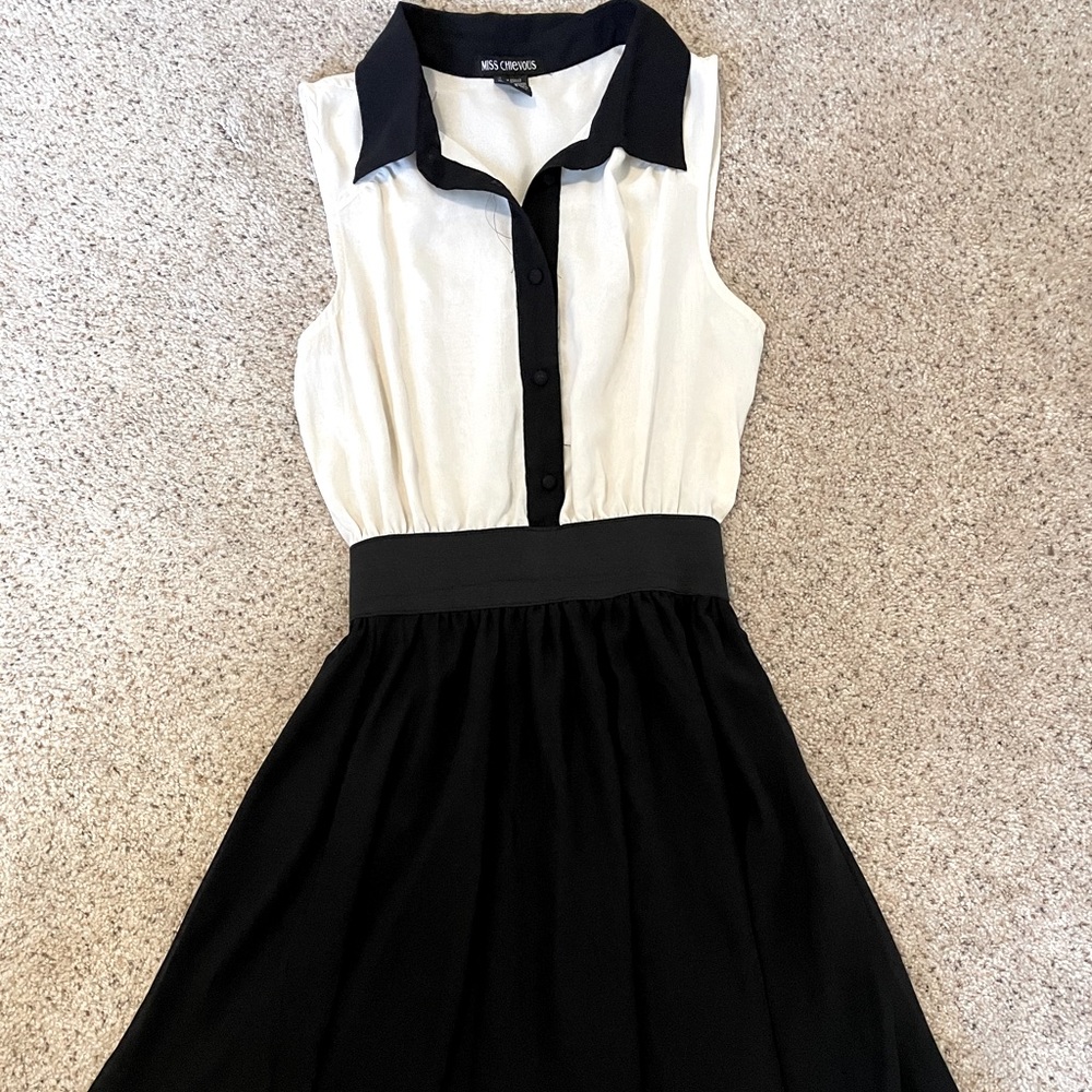 White and black dress size S